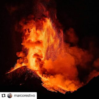 Immagini spettacolari che arrivano dall'Etna! _#Repost @marcorestivo• • • • • •Parco dell'EtnaEtna • 23/02/2021⁣ ⁣@marcorestivo ⁣⁣#etna #etnawalk #catania #lava #volcanolava #lavasunset #volcano #volcanoes #volcanology #ash #volgoitalia #dolomites #dolomite1897 #myetnamap #natgeo #sicily #sicilia #nighteruption #outdoor #trekking #hiking #lavaflow #volcanologia #volcanoeruption #eruption #volgosicilia #ig_visitsicily #visitsicily #visitcatania